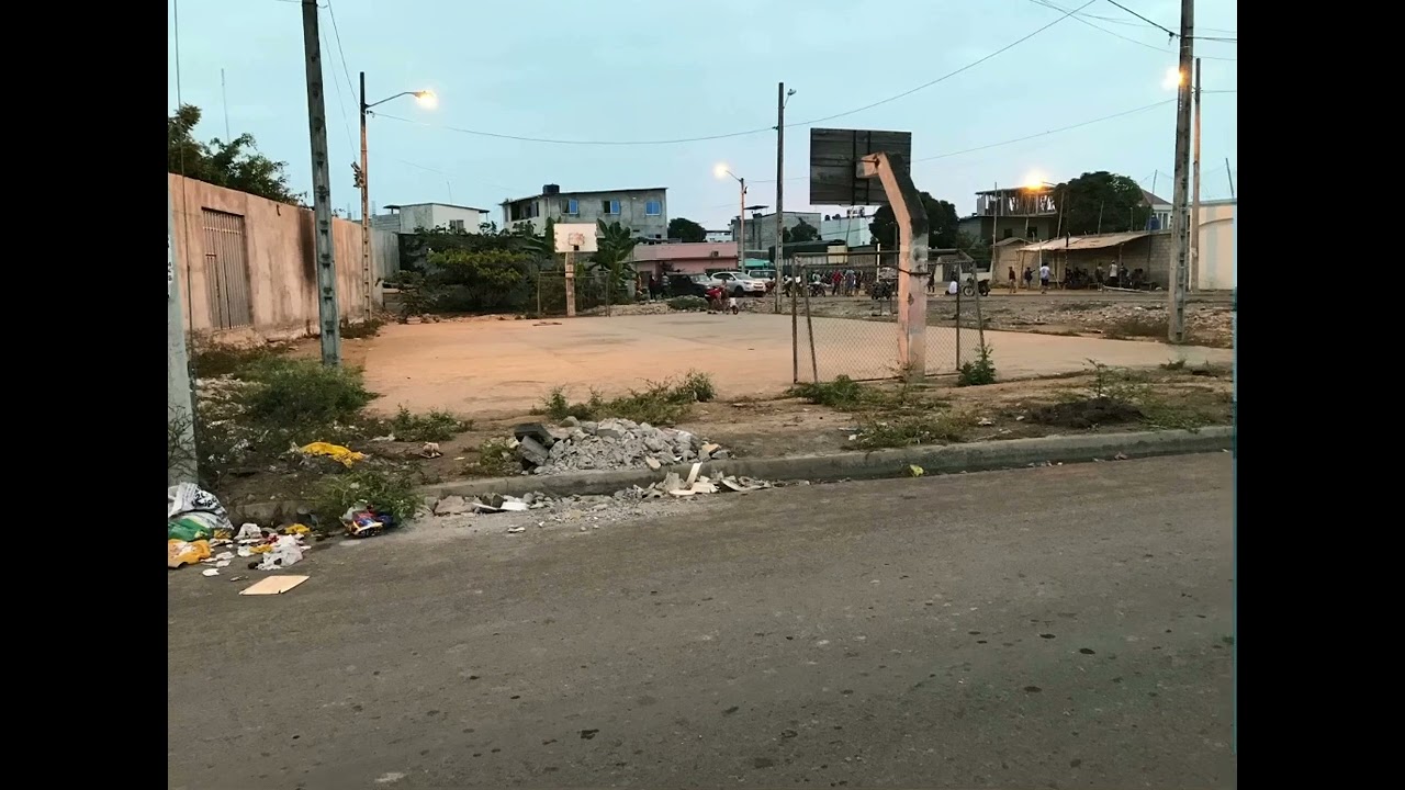 La cancha de URSEZA