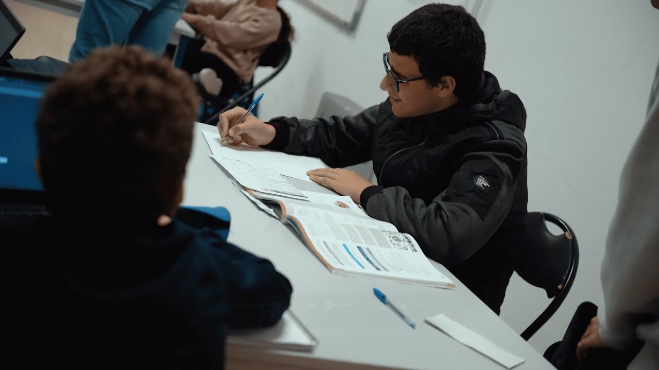 Doako klase partikularrak Esklabak Zentro Sozialistan