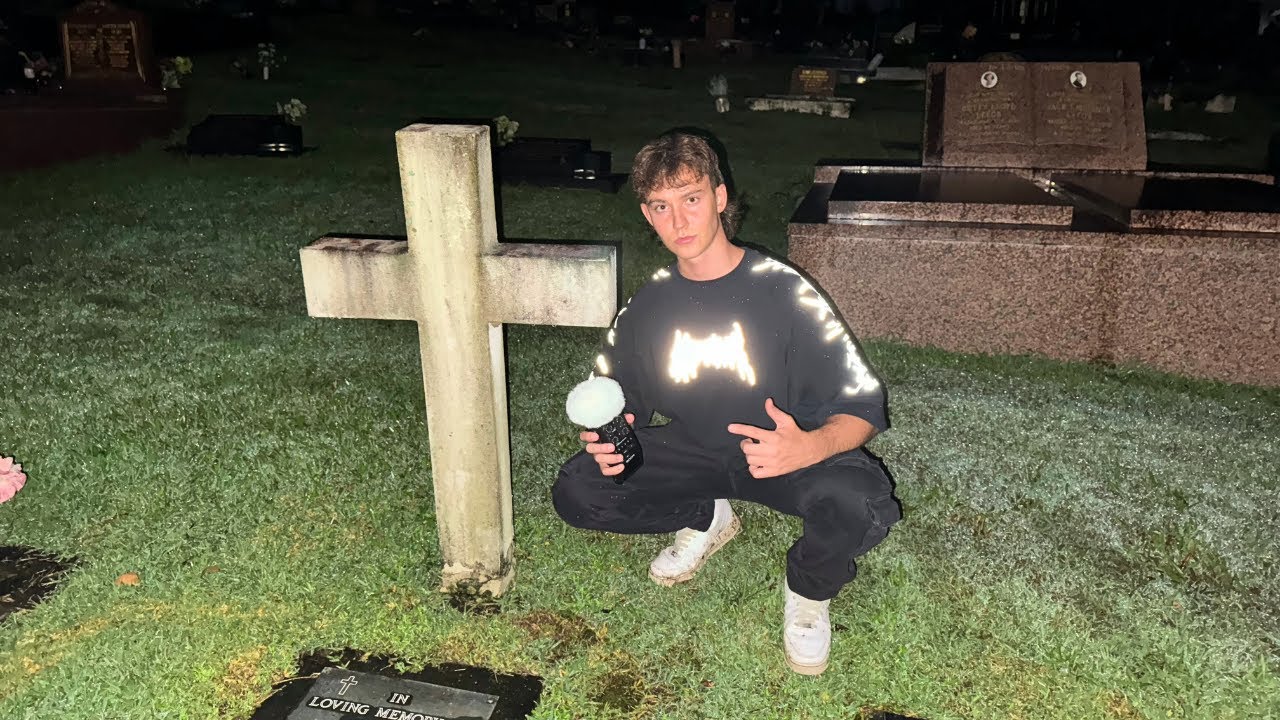 ASMR in the Graveyard ✞