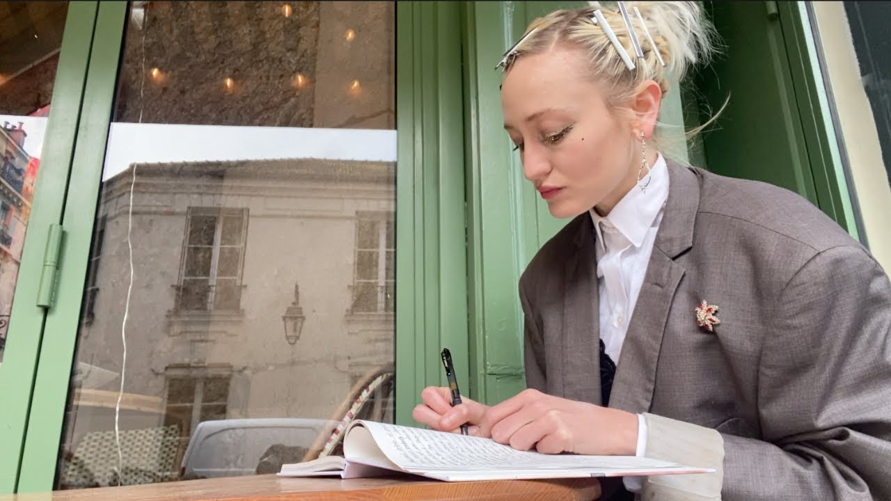 Life as an Artist in Paris VLOG 03 - a slow creative day