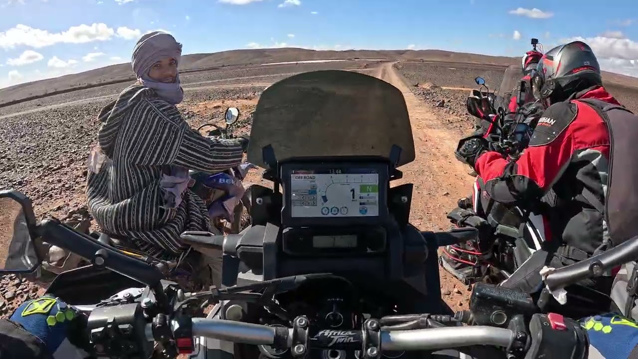 leaving Mrid to tatouait for fuel then Erg Limousin near Mhamid Lghezlane