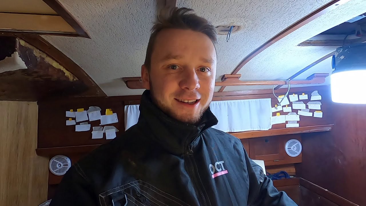 Ep19 Hallberg Rassy Rasmus 35 when I opened the water tank, I discovered a mold no surprise