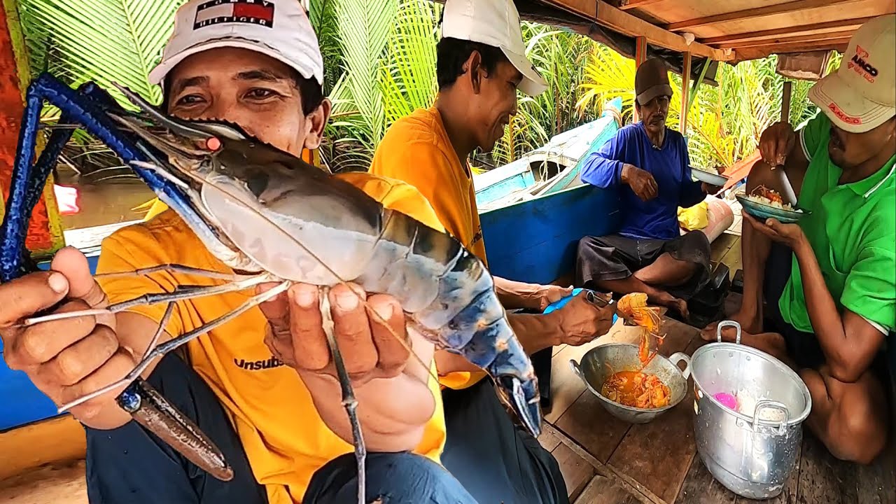 udang makan keroyokan sampai jackpot paling besar langsung masak sambal tomat di perahu.
