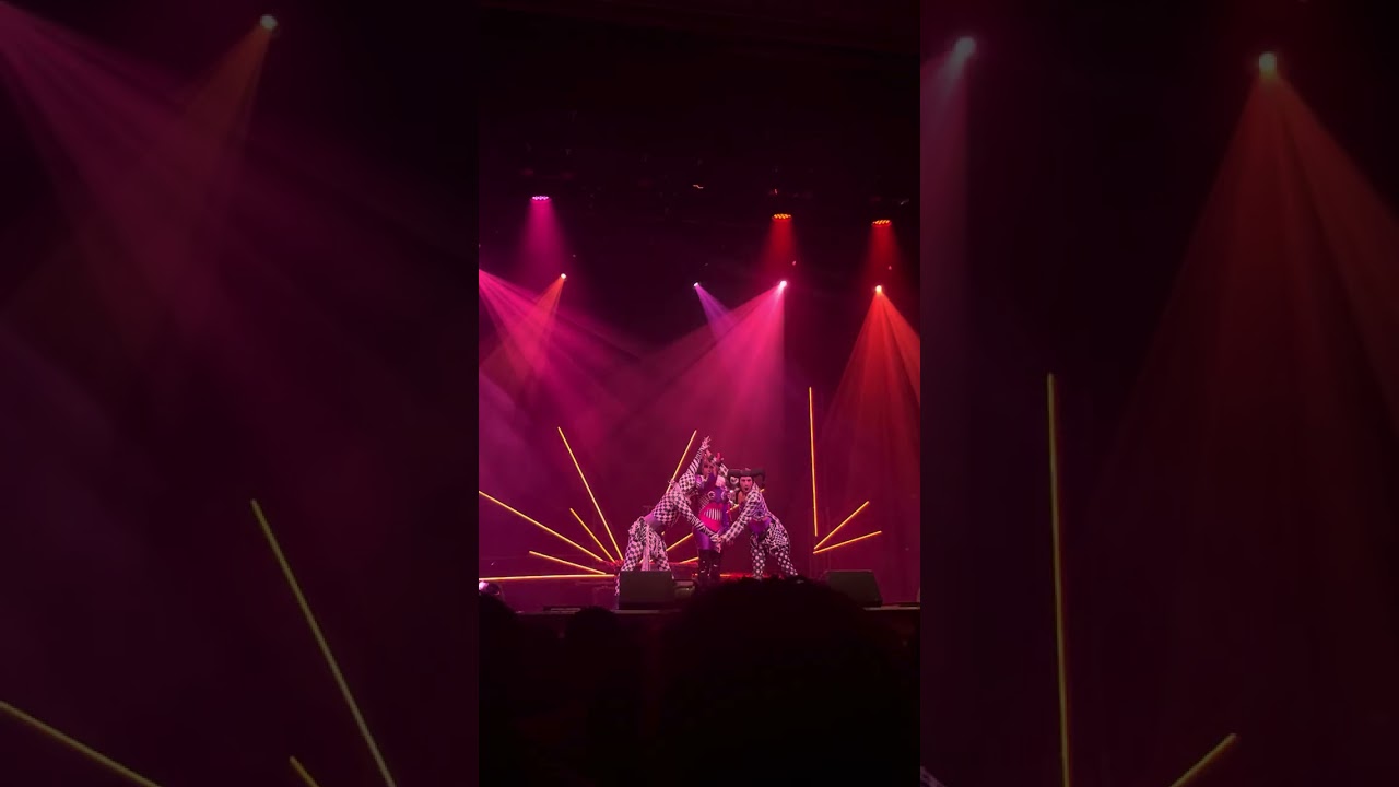 Sasha Colby stripped II - queen mix 