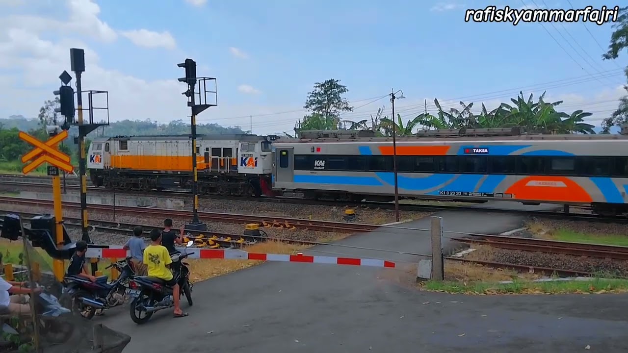 Palang Pintu Kereta Api | Railroad Crossing Videos | Febuari2026 | Ka Taksaka & Ka Bbm Pertamina