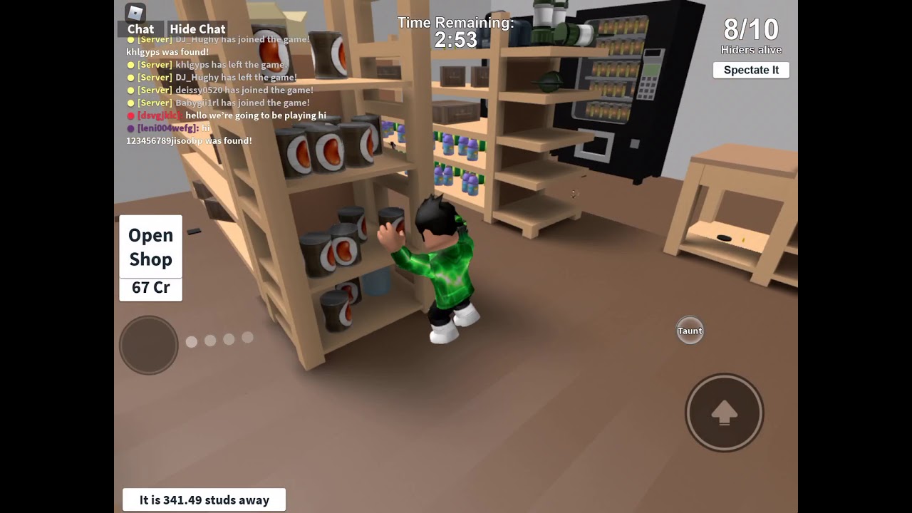 playing hide n seek in roblox - NoahPlays