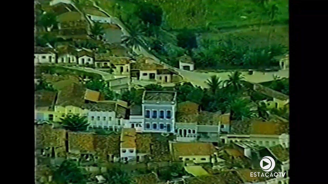 Documentário narra a cidade de Brejo da Madre de Deus, na década de 90.