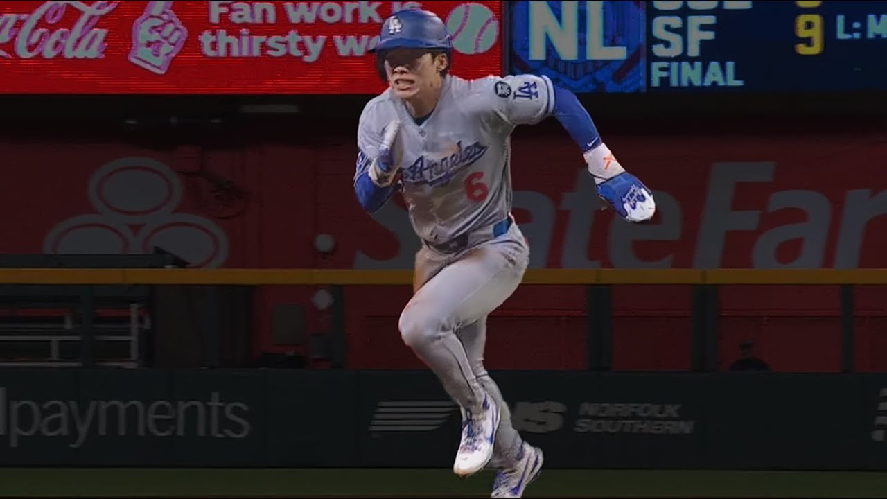 Hyeseong Kim Shows Off His Baserunning Skills by Stealing 2nd, then Taking 3rd on Blocked Strike