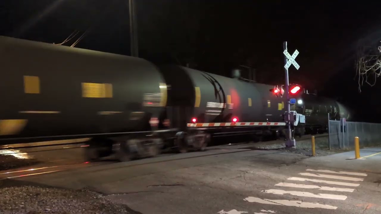 Kansas City Southern #4671 Leads B633 with NS #4830 and a CSX #852 Rear Dpu