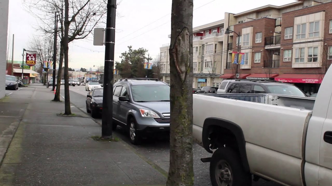 Walking around in Vancouver BC Canada - Little Saigon Area on Kingsway - Restaurants
