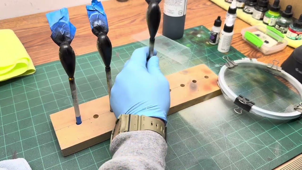 How to airbrush fishing lures Rock Crawler RK55
