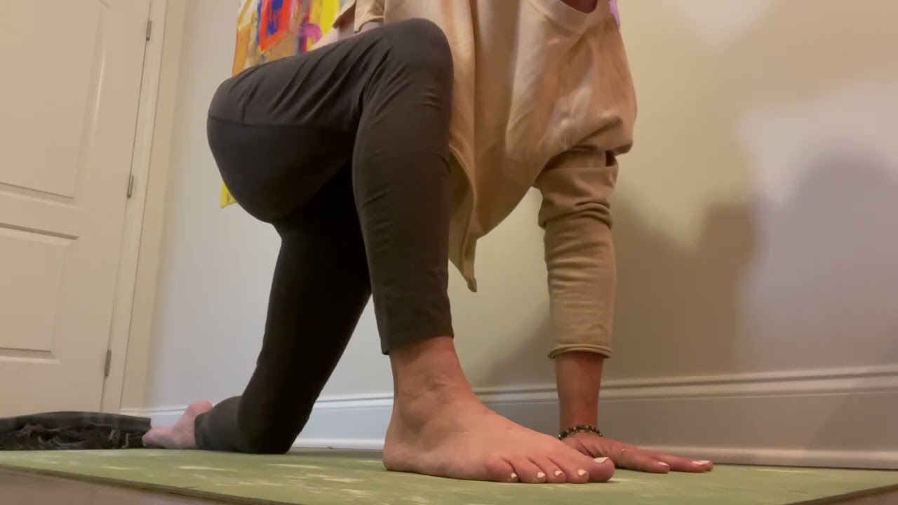 Low lunge foundational posture