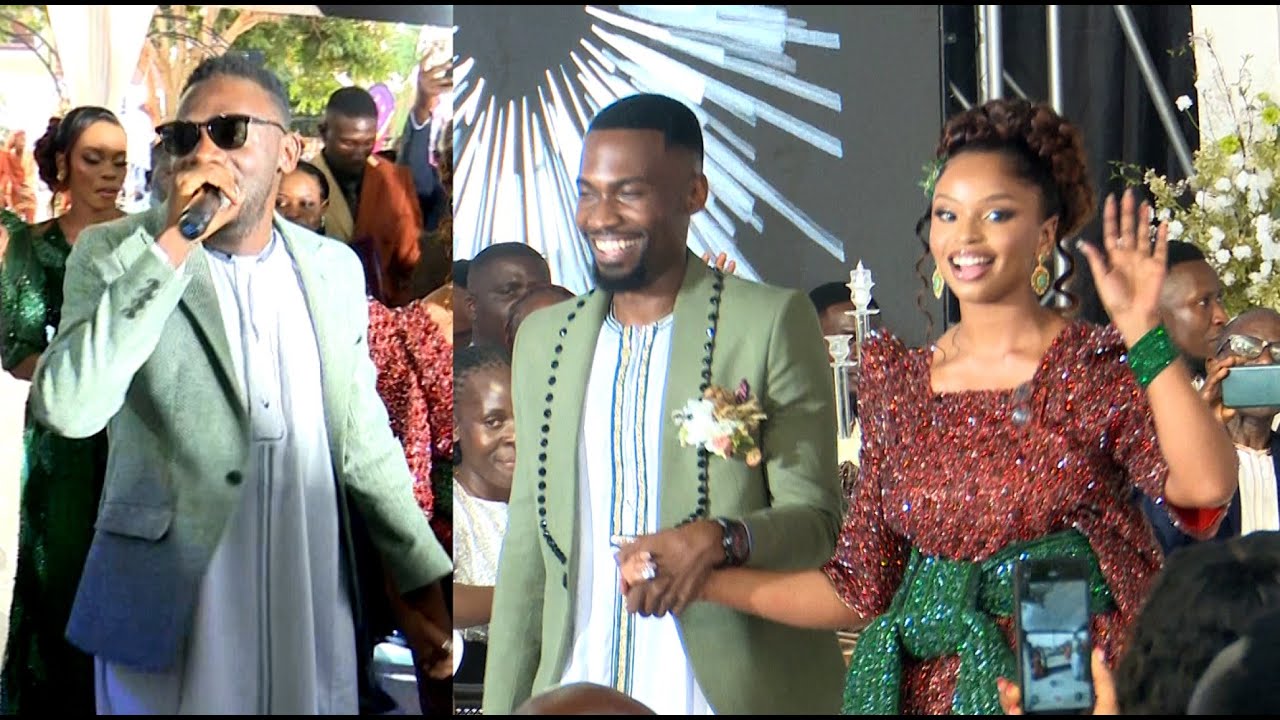 Pr. Bugembe acamude Baby Gloria ne Jonas ku Kwanjula. Ayimbye ne basanyuka