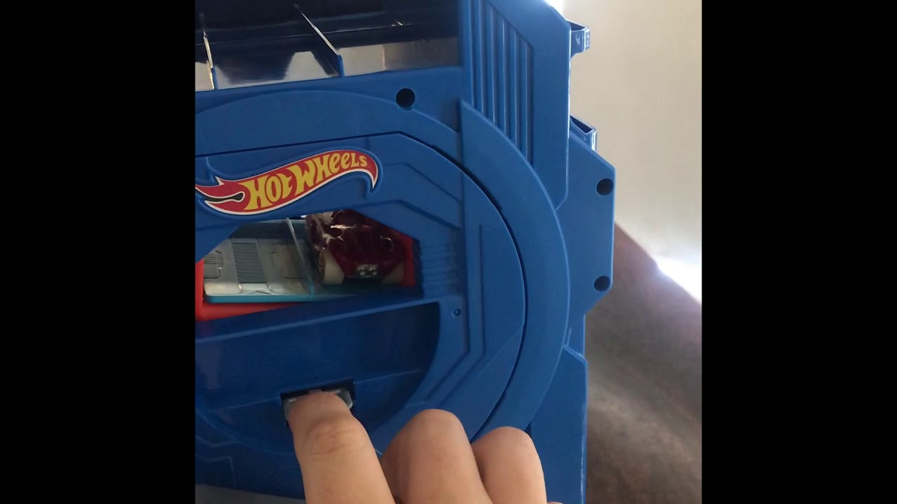Hot Wheels Mega Garage Jump