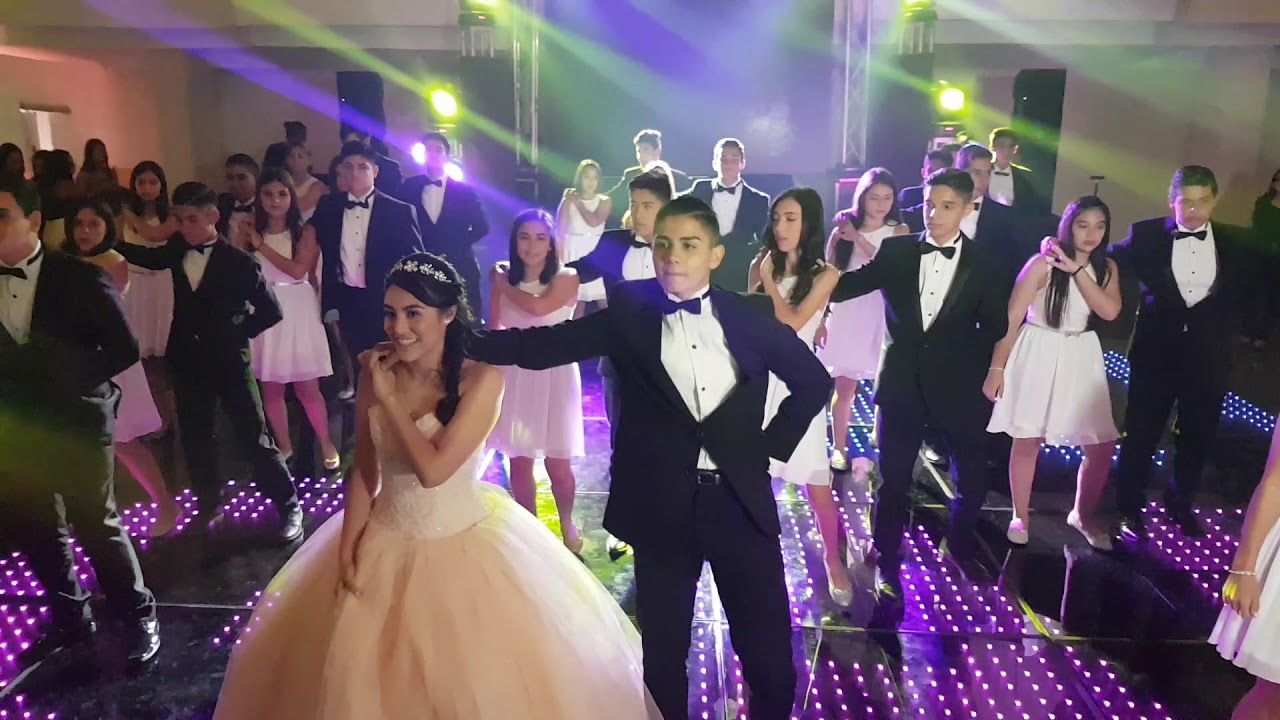 Vals damas y chambelanes