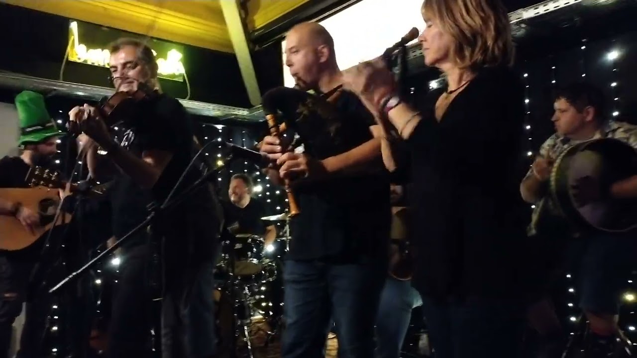 Rodr&iacute;guez Celtic Band - Kreneg - St Patrick's Day 2024, Lemon Rock Granada