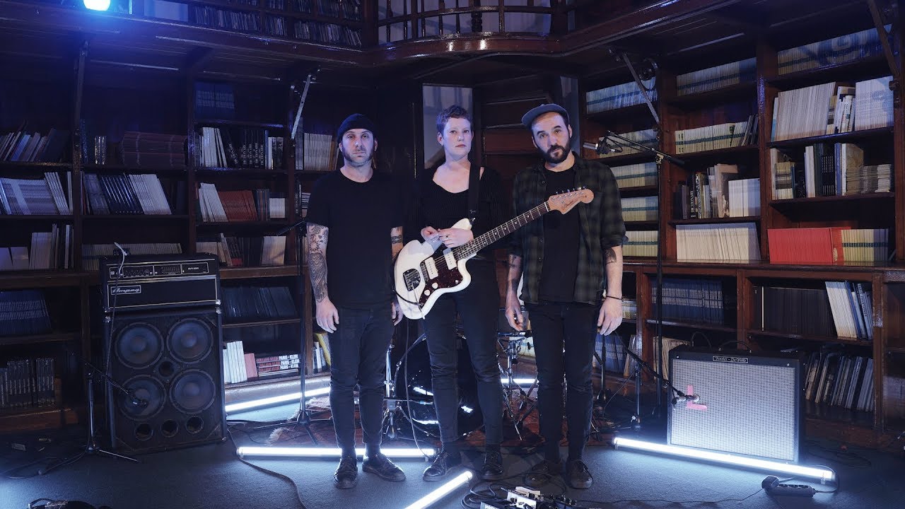 Annabel Lee - The Way I Look At You (Botanique Library Session)