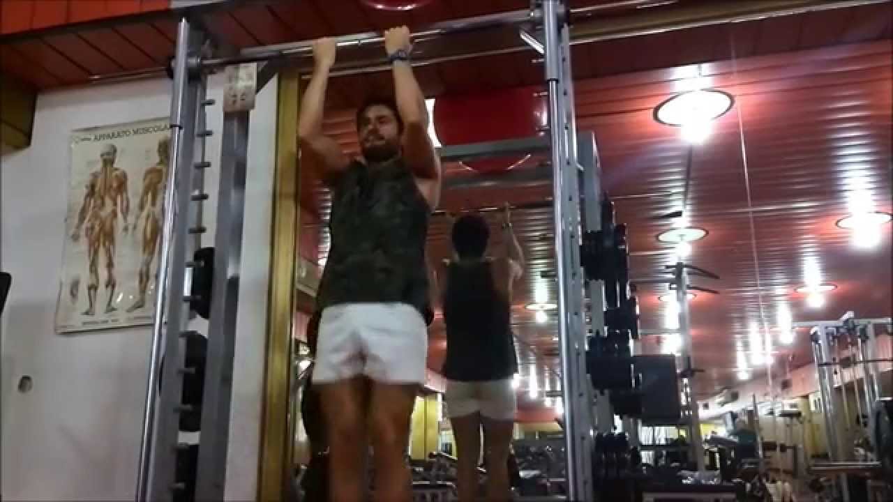 Addominali Hanging Leg-Raise 3 x 15 reps Veganboy