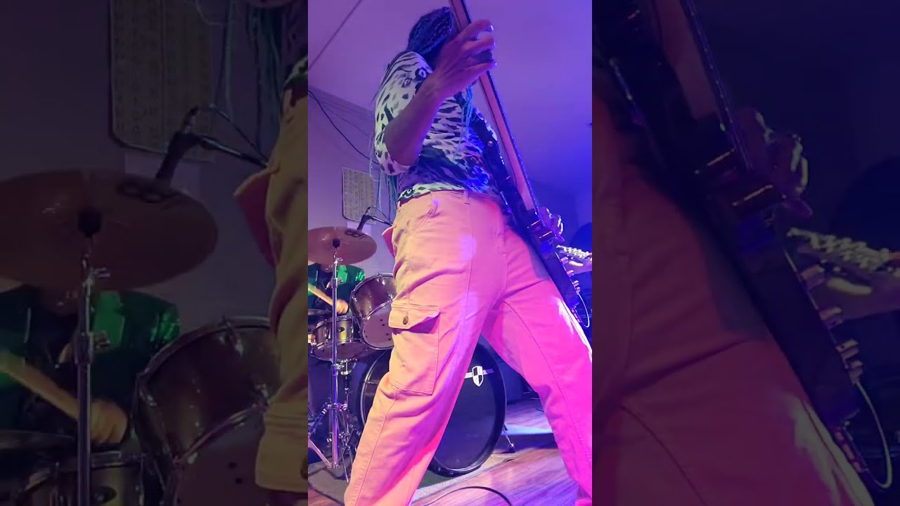 Layloni Ghee is live!