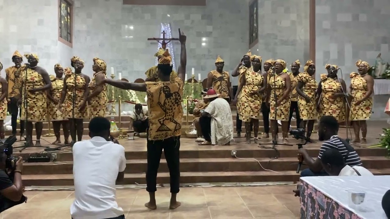 Kafolo • Chorale Salve Regina de NDI