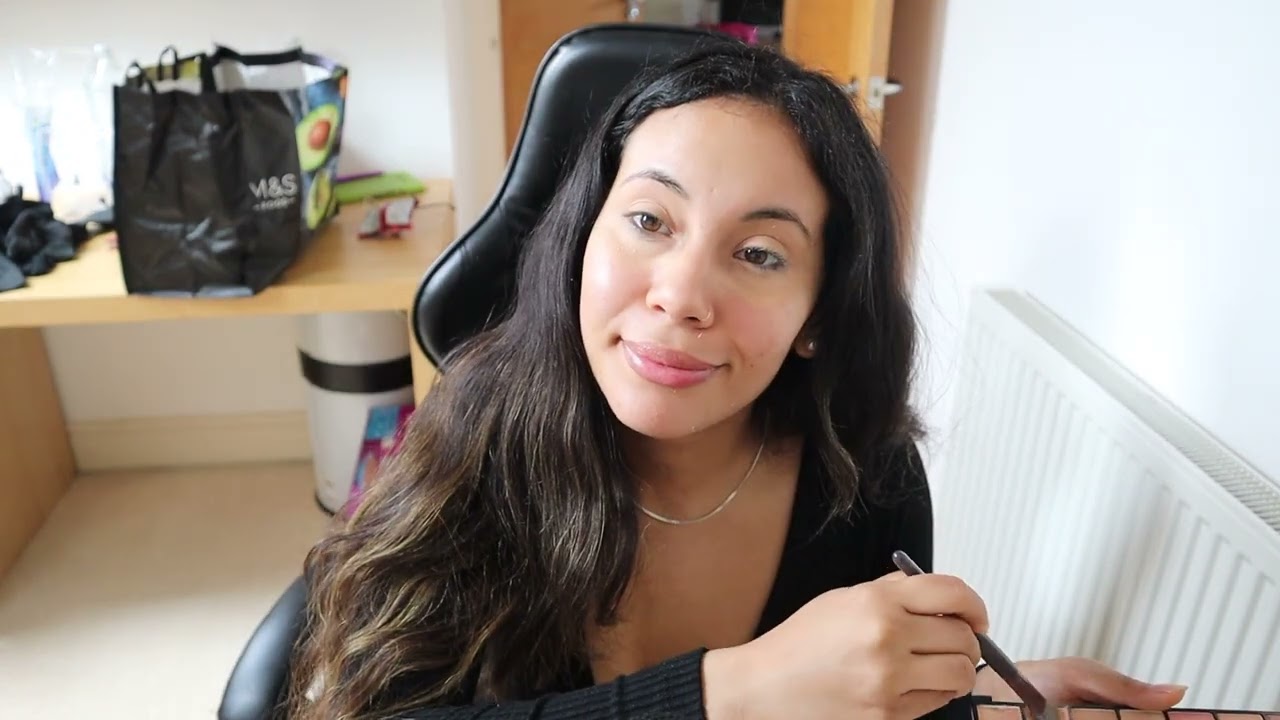 ASMR Get Ready With Me in Italian | Chewing Gum | asmr ~ mi trucco con voi