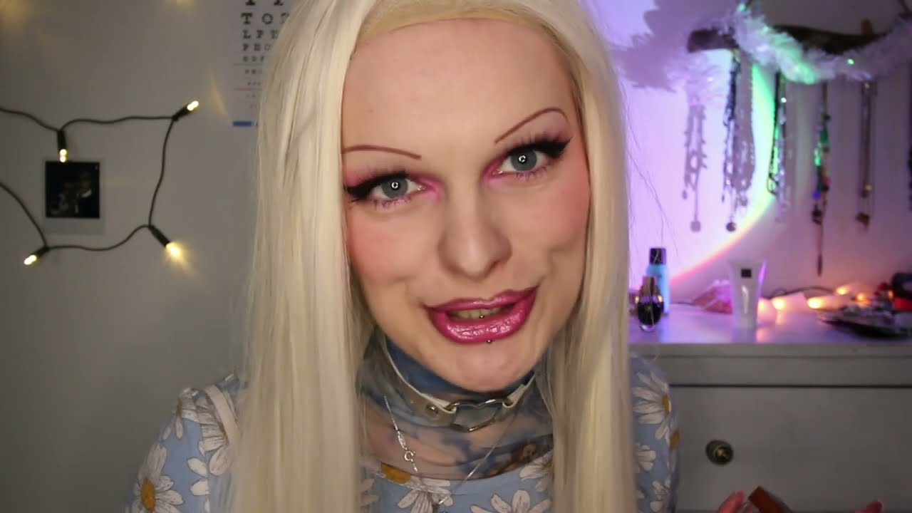 💅🏾 Arrogant Douglas perfume seller ✨ ASMR (german)