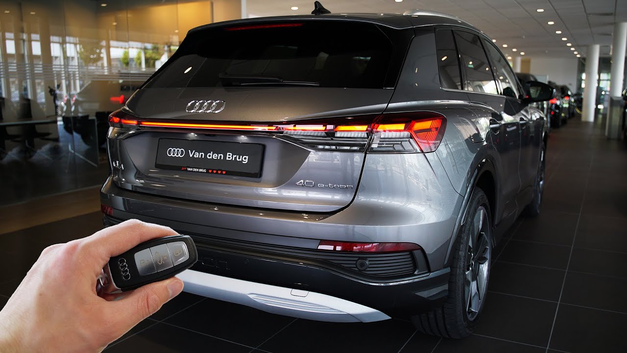 2022 Audi Q4 e-tron (204hp) - Visual Review!