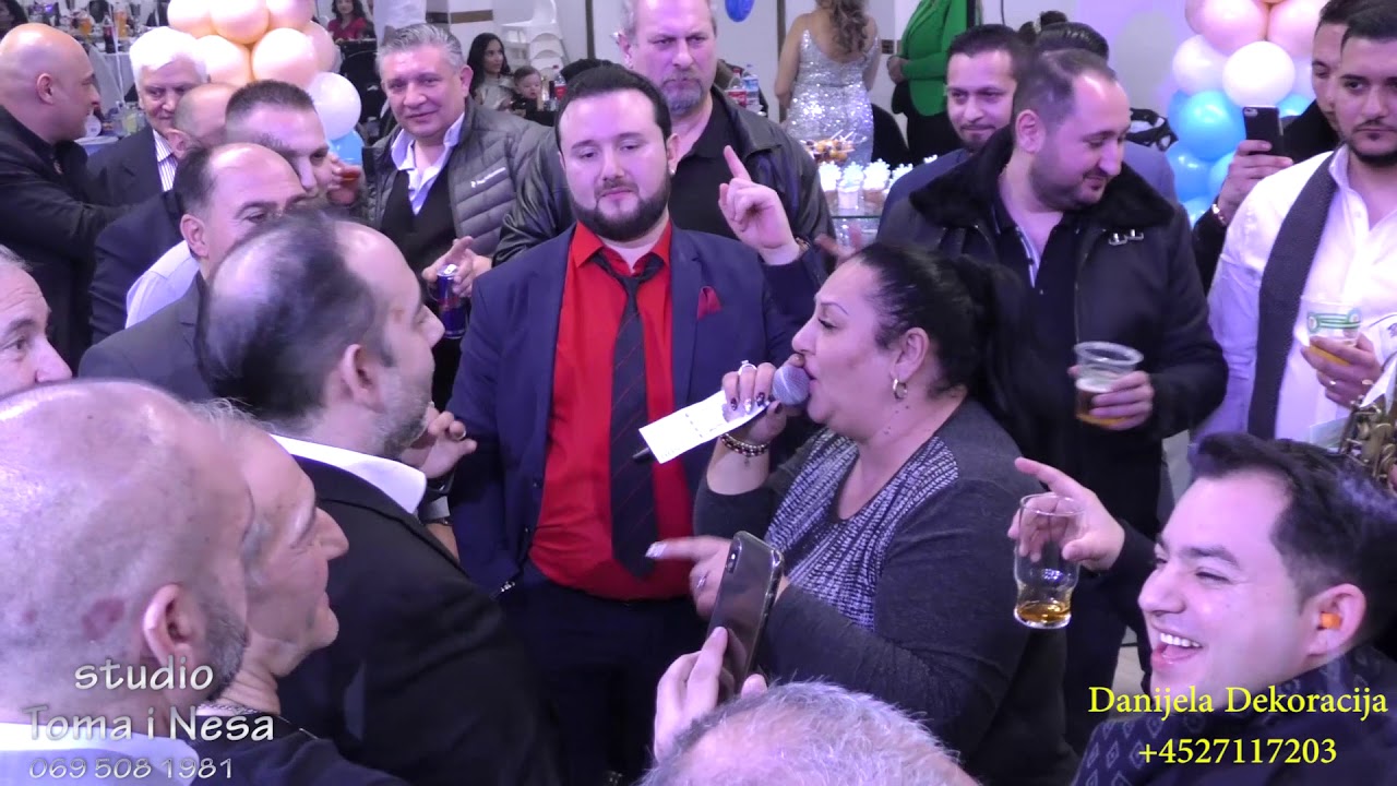 Krstenje kod Manuela Feraria- Violeta i Edvard- studio Toma Nesa