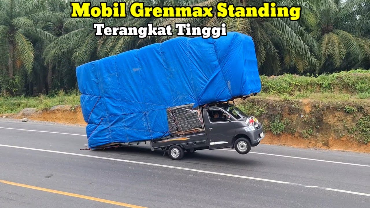 Detik - Detik Mobil Grenmax Standing Di Bukit kodok