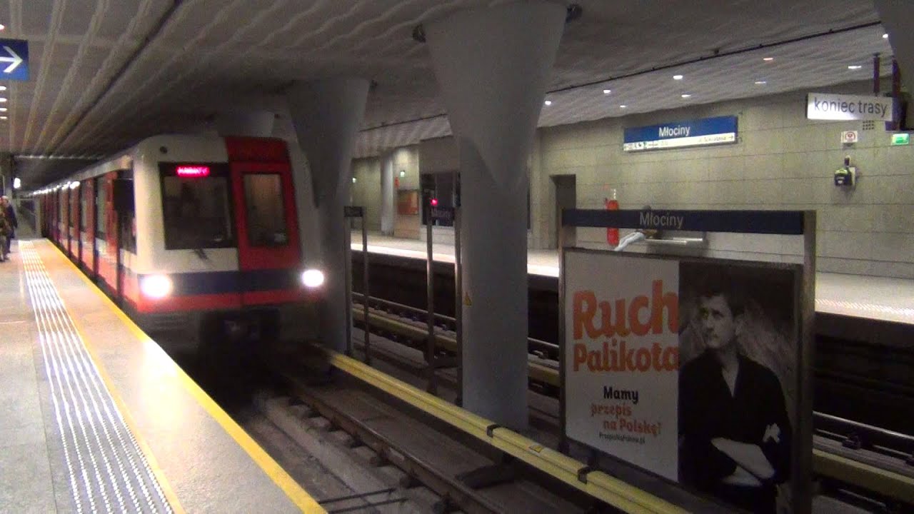 Metro Warszawskie: podstawianie składu Alstom, Młociny