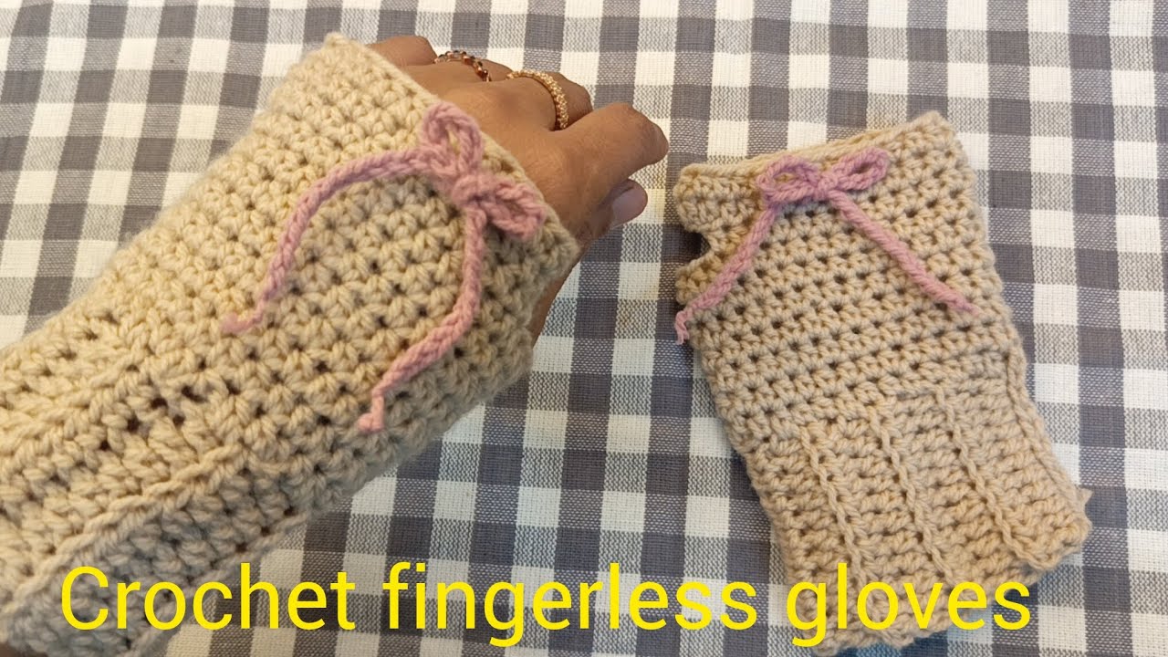 Crochet fingerless gloves||easy tutorial for beginners||crochet glovesl||step by step tutorial