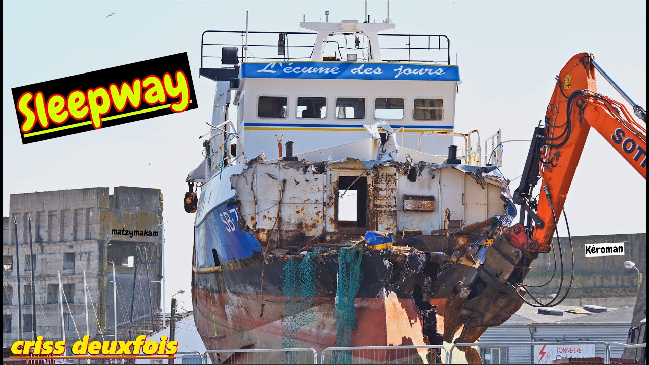 Chalutier ; Lorient ; L'Écume Des Jours ; Déconstruction ; Sleepway ; Morbihan ; Bretagne ; France