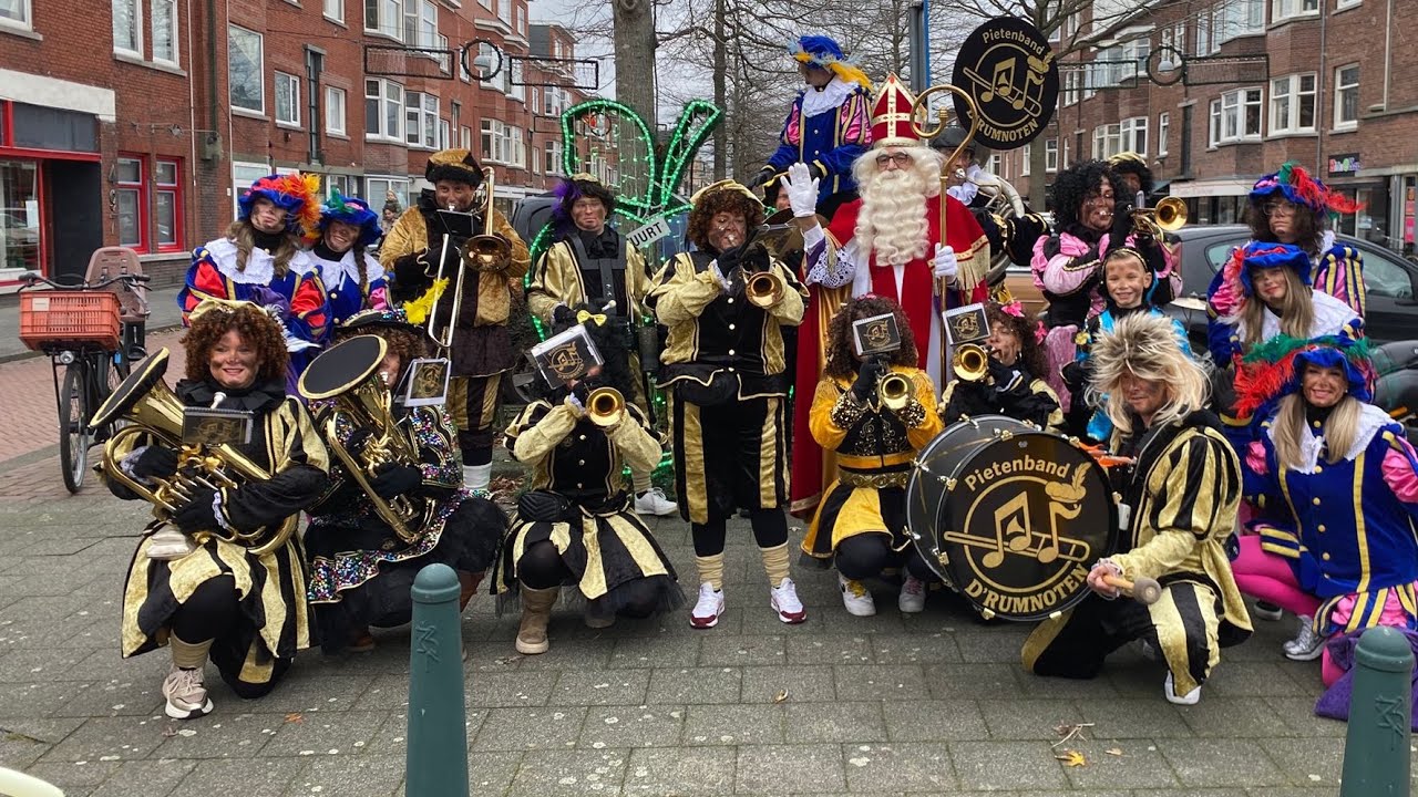 Pietenband D’rumnoten in de Haagse Vruchtenbuurt 2025