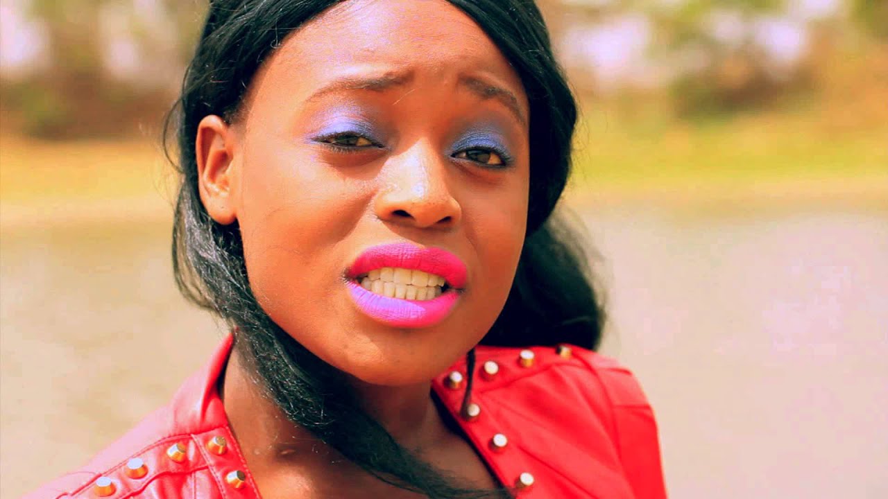 Nikuyamikani by Deborah Chashi ft Regina Mwanza