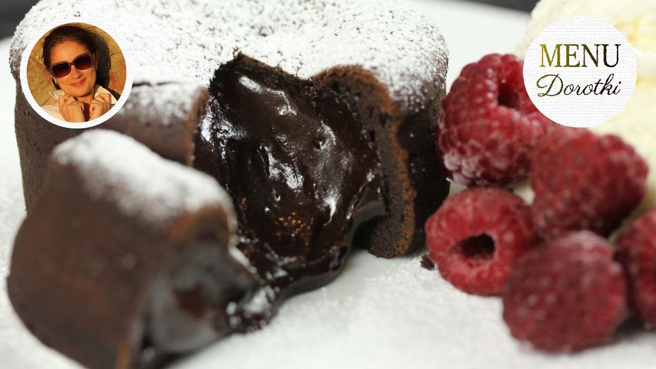 Chocolate Lava Cake czyli babeczka z płynną gorącą czekoladą, czekoladowy wulkan. MENU Dorotki.