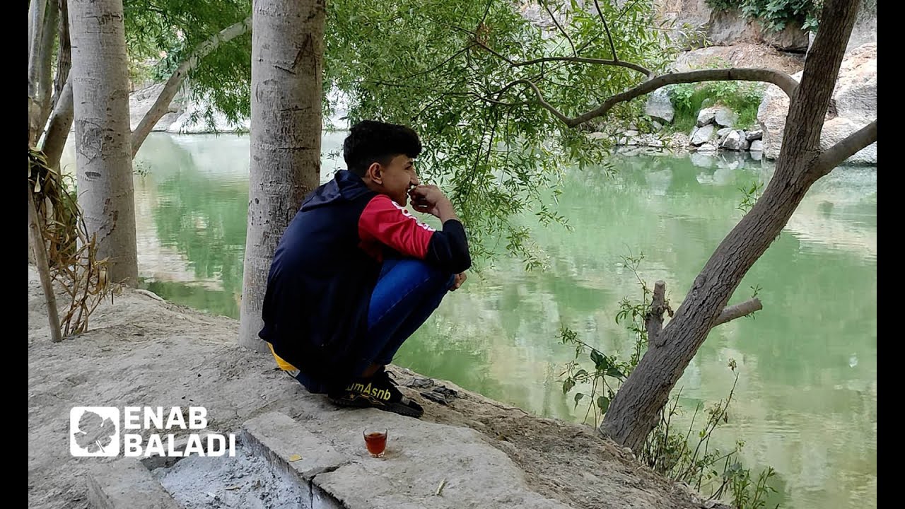 مصاطب نهر العاصي.. مقصد سكان إدلب في فصل الصيف