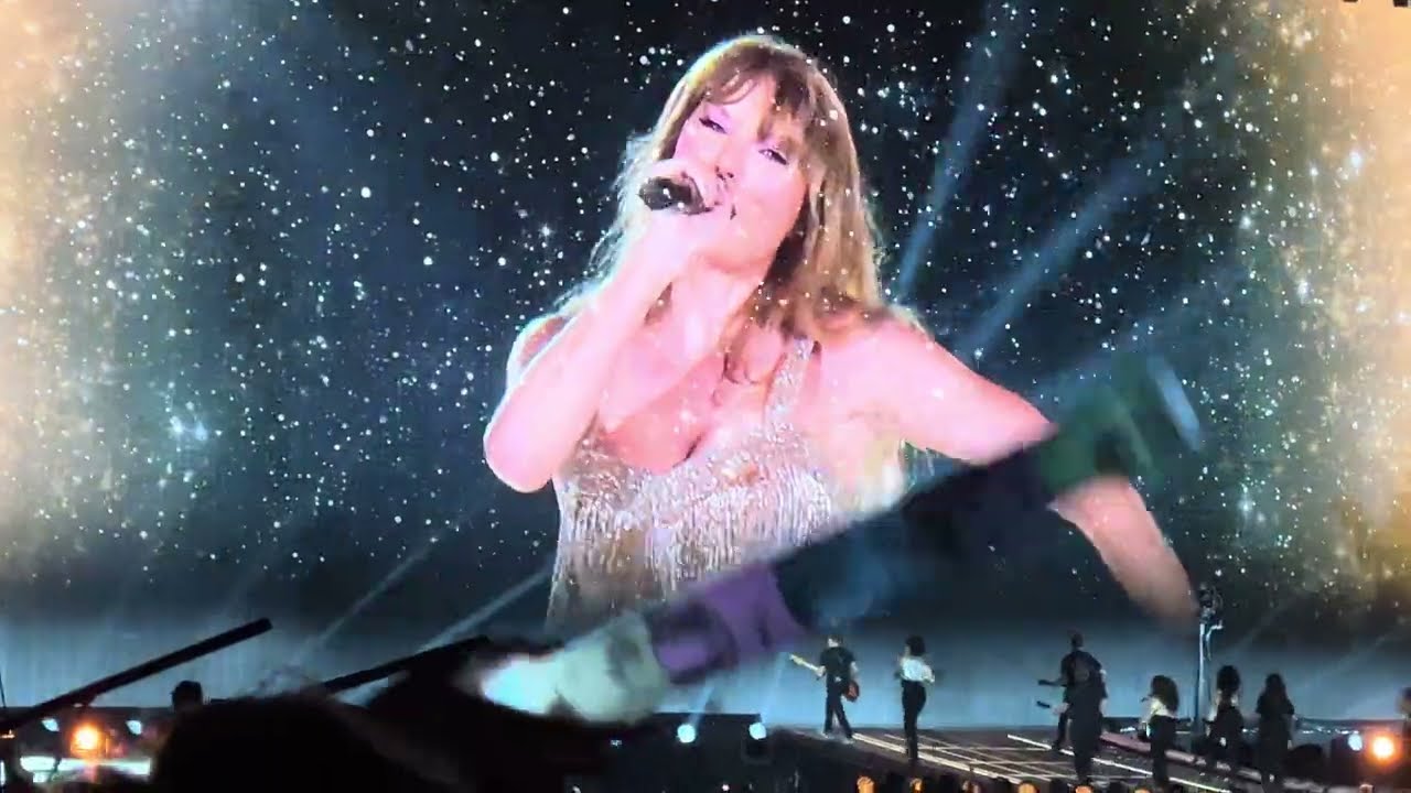 Taylor Swift - Love Story - Eras Tour - Tampa, FL Raymond James Stadium