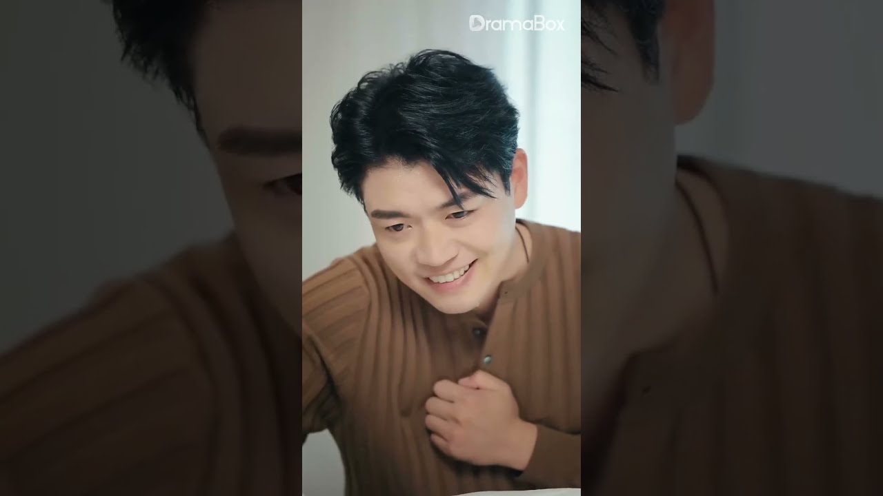 🔥🎬小夥曾是天門門主無敵戰神，卻遭叛徒暗算墜落凡塵！受盡羞辱的他覺醒記憶，鎮域冥王跪拜，反手橫掃天下！《神州戰神》全集 #新劇來襲 #男頻爽劇 #熱門短劇 #短劇推薦 #戰神歸來 #都市逆襲