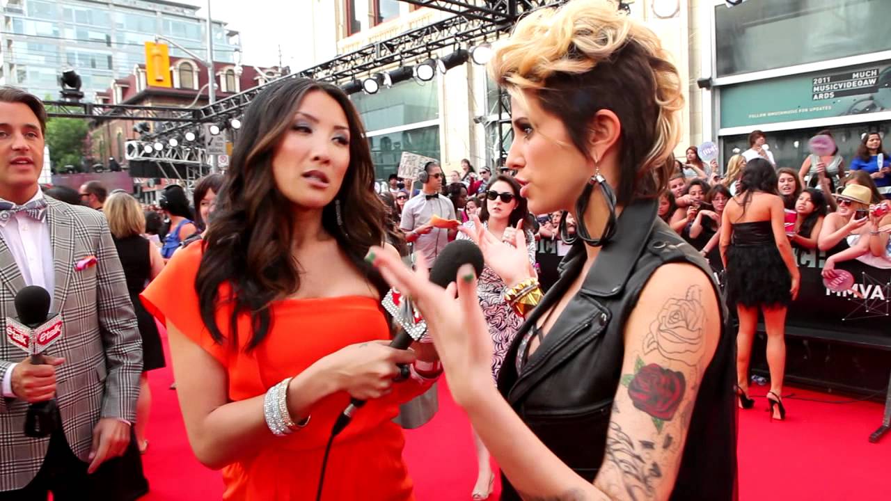 Dev at the 2011 MuchMusic Video Awards