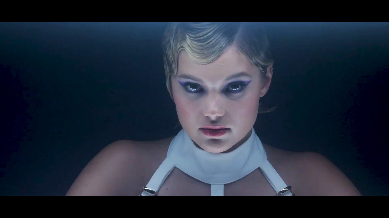 Olivia Holt- Photoshoot Behind The Scenes | Shot By: #Tragicstreetz   |#D343K