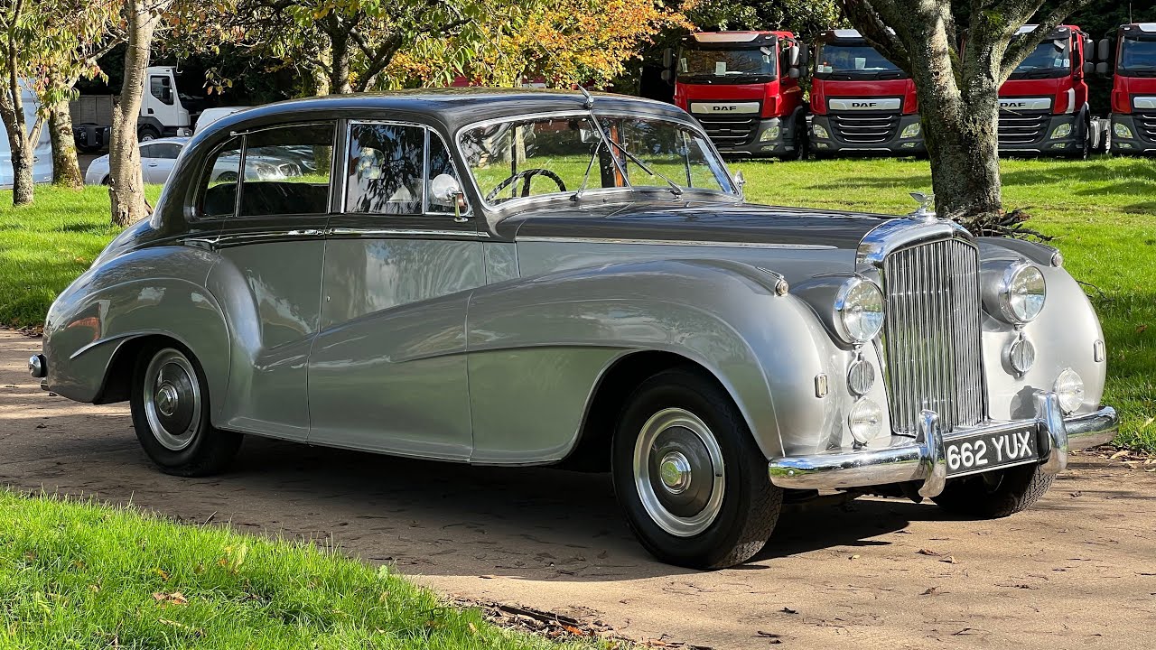 1951 Bentley MkVI Mulliner Lightweight Saloon 