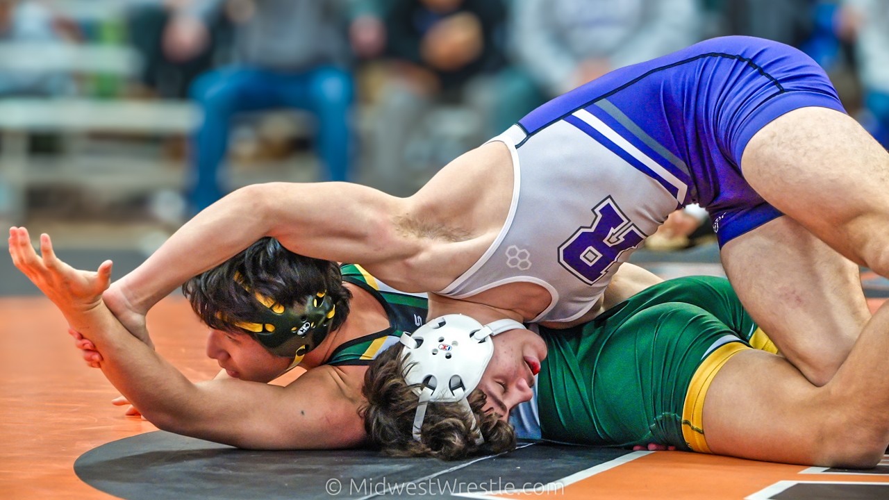 138 – Unubold Badral {G} of Stevenson IL vs. Joshua Lassiter {R} of Rochelle IL