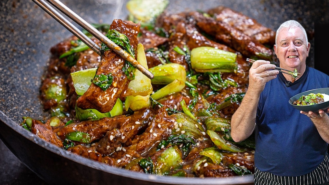 BETTER Than Takeout Garlic Ginger BEEF (15 Minute Stir Fry)