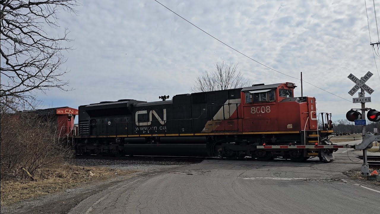 CN 8008 WB intermodal 2-27-26
