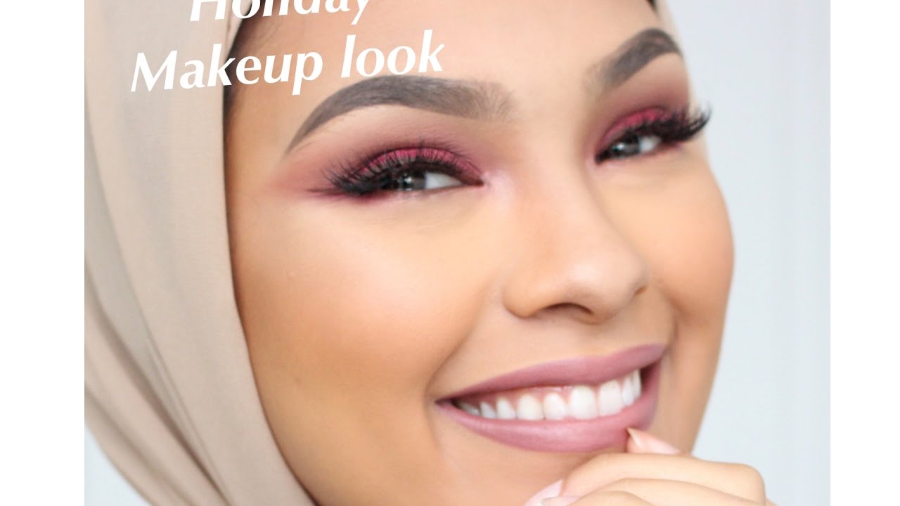 BERRY DRUGSTORE HOLIDAY MAKEUP LOOK