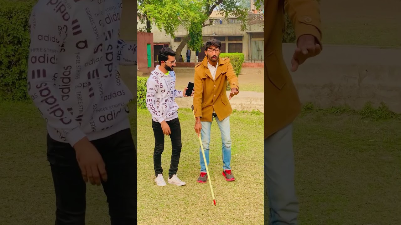 Blind Funny Prank #youtubeshorts #saqlainakbar #funnyshorts #shortsvideo #trending