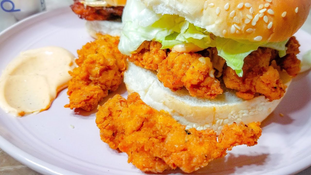دجاج زنجر كرسبي ساندويتش | crispy chicken sandwich