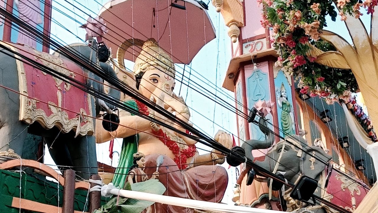 Assam Guwahati,gonesh guri, traveling It is very nice to visit  place in Guwahati 🥰