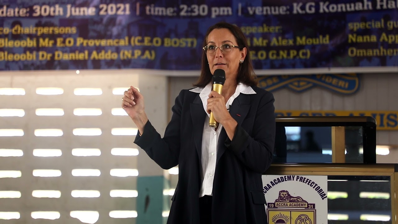 France Ambassador to Ghana, H.E Anne Sophie Avé 🇨🇵🇬🇭 visits Accra Academy🔵🟡 #hydra2k21 #dbjempire
