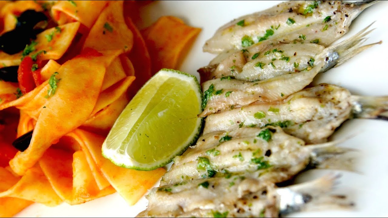 GRILLED SARDINES video recipe - How To grill sardines on the BIG GREEN EGG mini